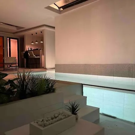 Arslan Evi Hotel *