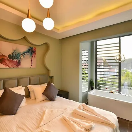 Arslan Evi Hotel *